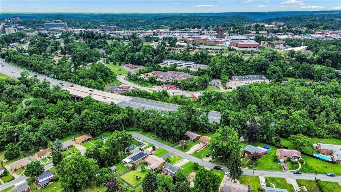 Carrington Ct, Monroeville, PA 15146