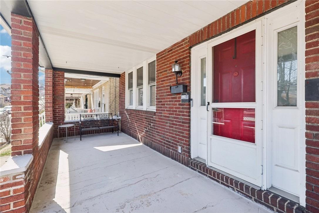 Pinehurst Ave, Pittsburgh, PA 15216