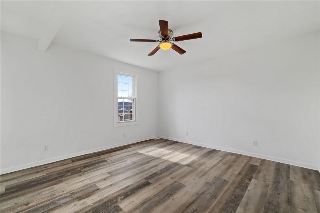 Orchard Ave, Avalon, PA 15202