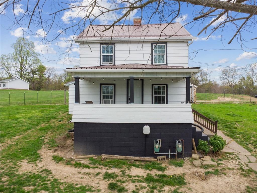Bucey Rd, Burgettstown, PA 15021