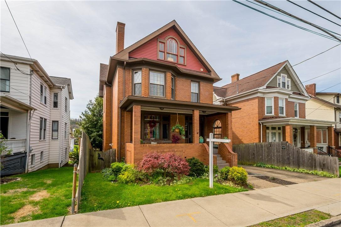 W College St, Canonsburg, PA 15317