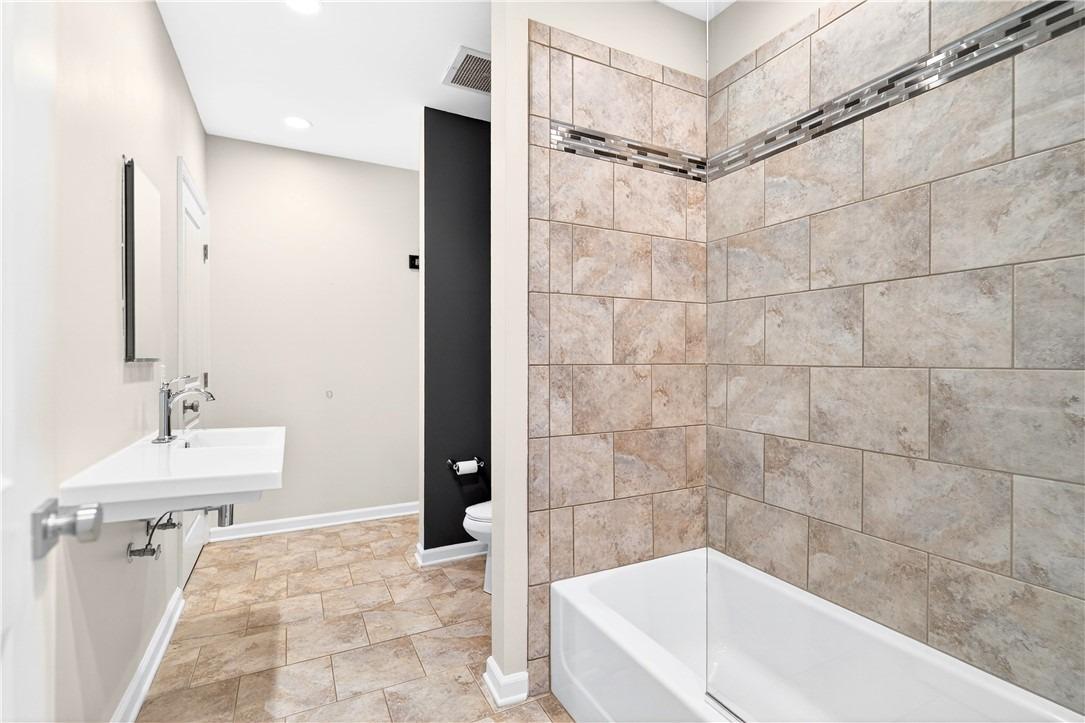 Smallman St, Pittsburgh, PA 15222