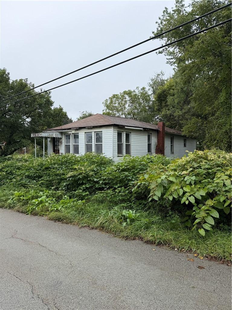 Ridge Rd, Monongahela, PA 15063