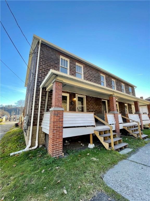7th Ave, Brackenridge, PA 15014