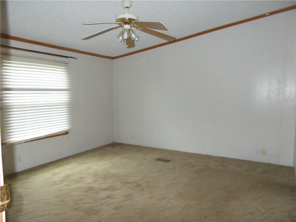 Butternut Dr, Espyville, PA 16424