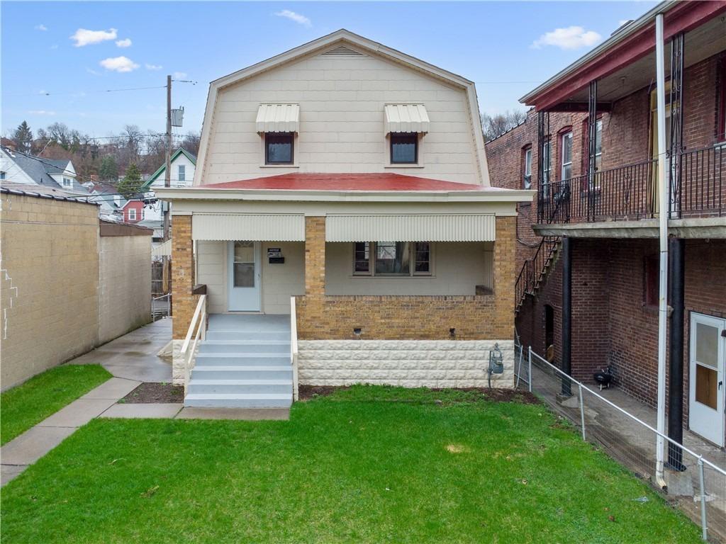Broadway Ave, Mc Kees Rocks, PA 15136