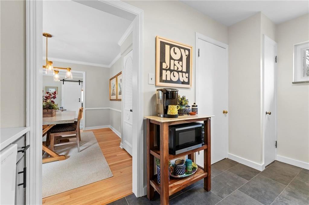 Pueblo Dr, Pittsburgh, PA 15228