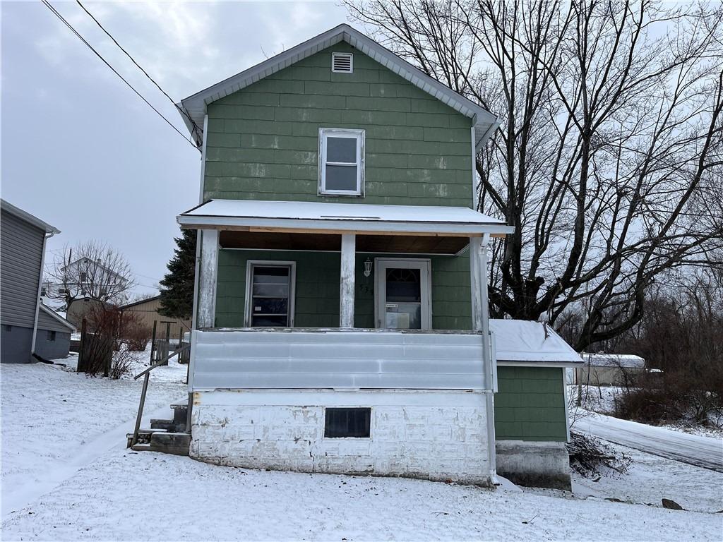 5th St, Colver, PA 15927