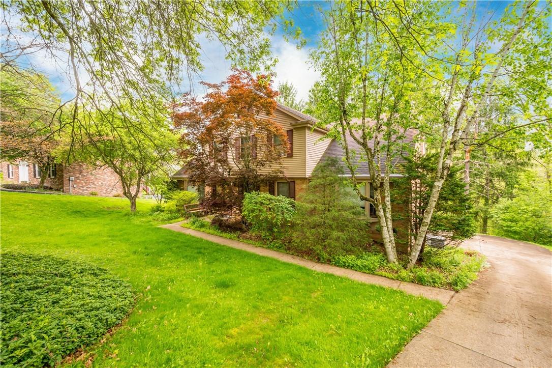 Hathaway Ln, Pittsburgh, PA 15241