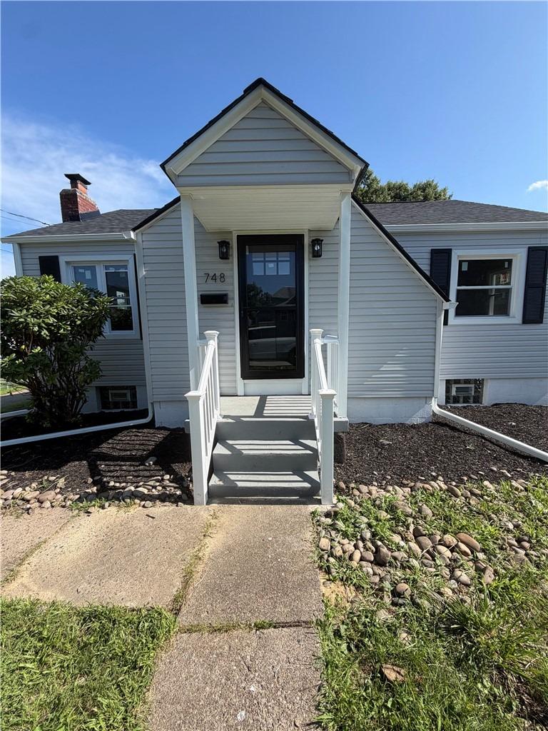 Caldwell Ave, New Kensington, PA 15068