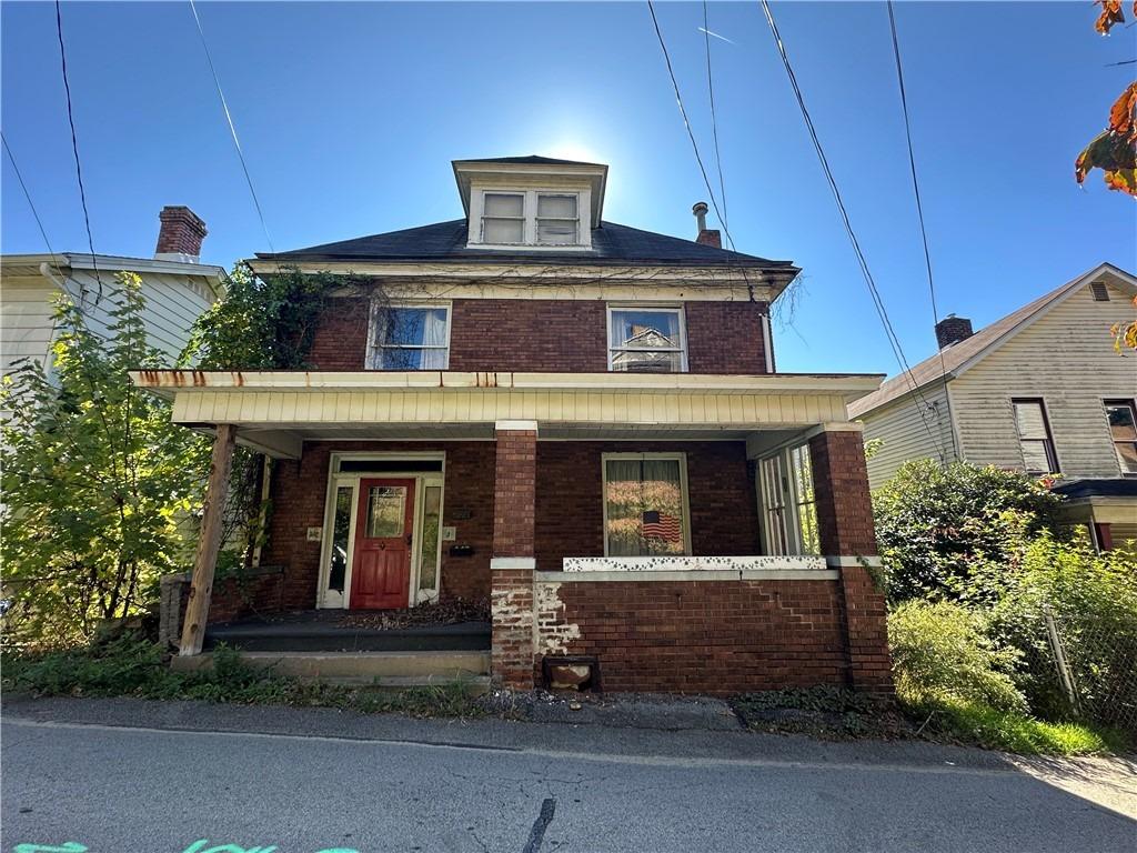 Franklin St, Freeport, PA 16229