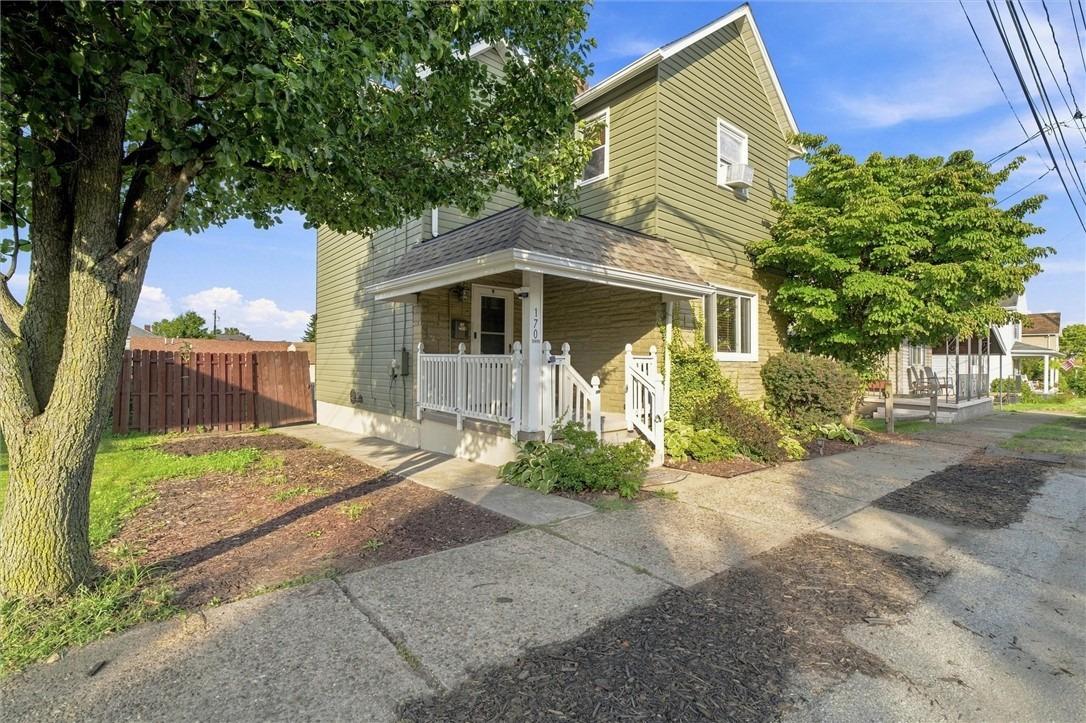 Downer Ave, Uniontown, PA 15401