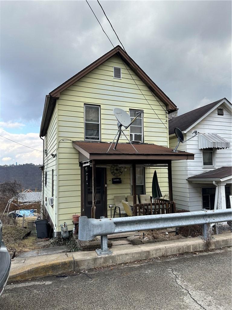 Shady Ave, Charleroi, PA 15022