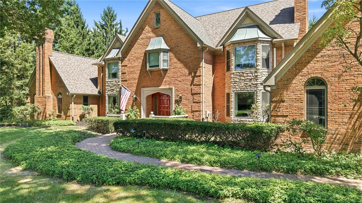 Audubon Dr, Hermitage, PA 16148