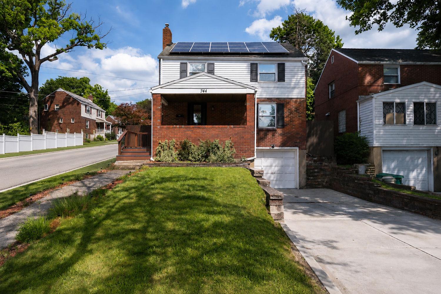 Allegheny River Blvd, Oakmont, PA 15139