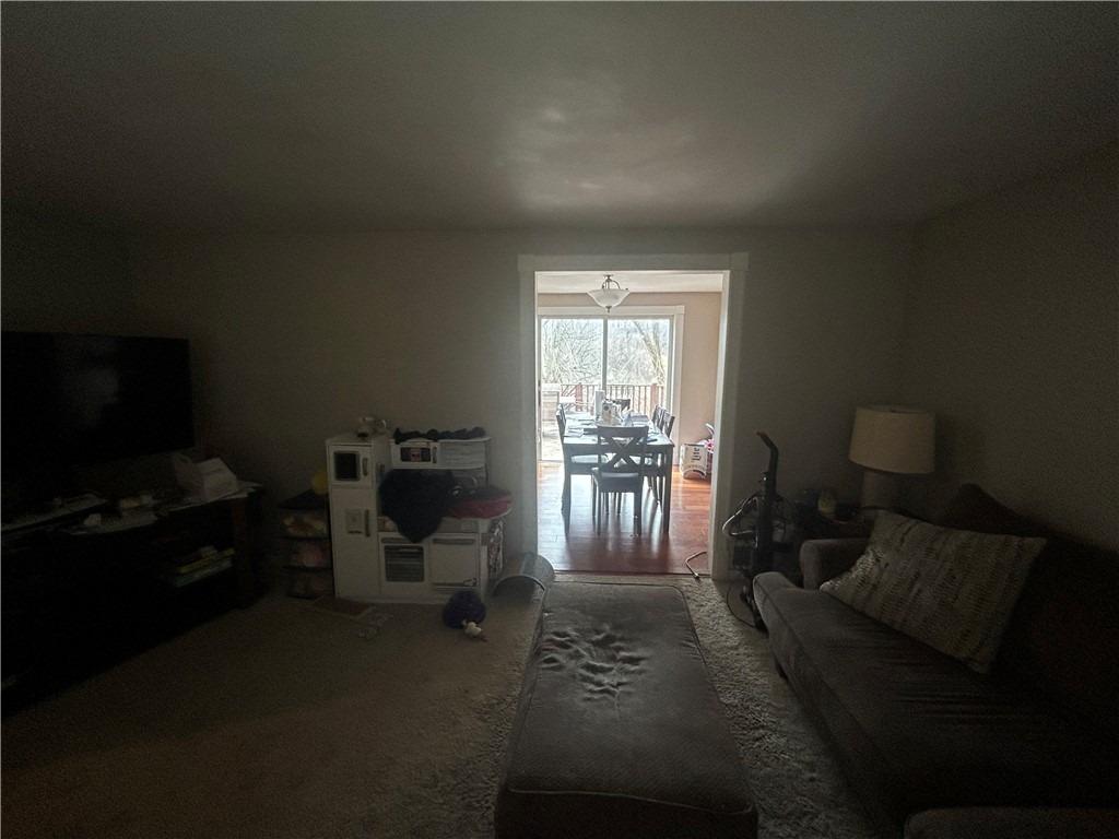 Julie Dr, South Park, PA 15129