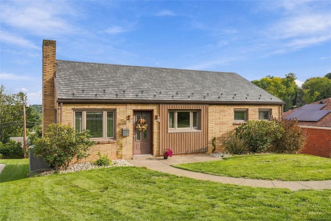 Girard Rd, Pittsburgh, PA 15227