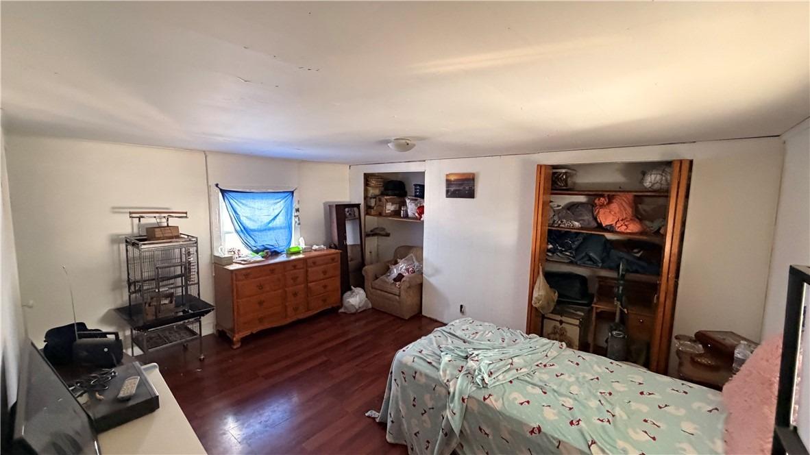 Lowell St, Vandergrift, PA 15690