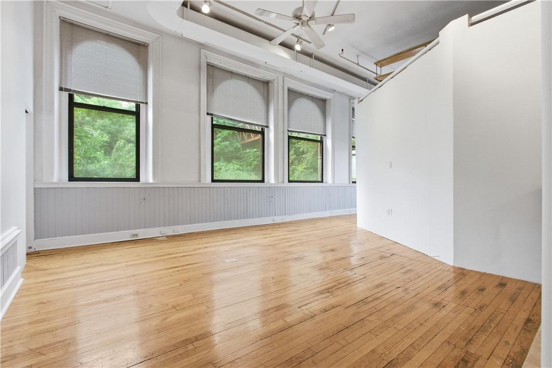 S 15th St, Pittsburgh, PA 15203