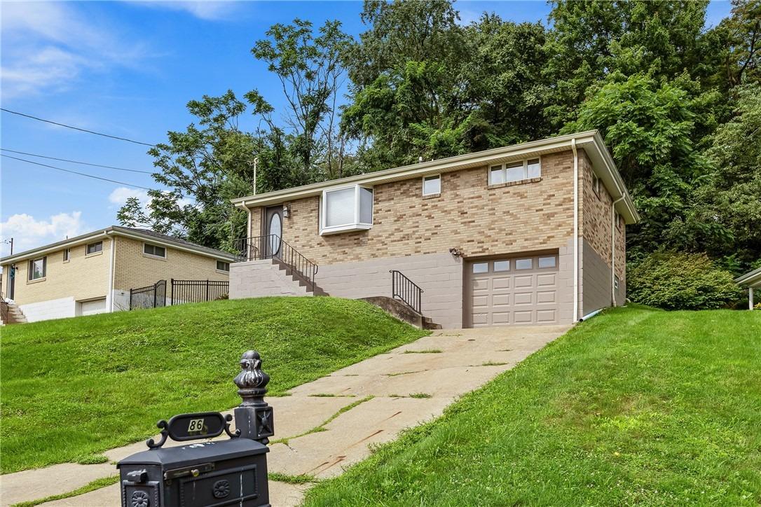 Thorncrest Dr, Mc Kees Rocks, PA 15136