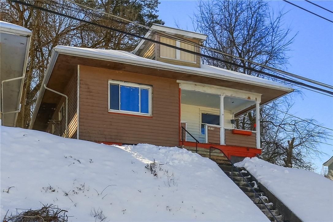 Hiland Ave, Coraopolis, PA 15108