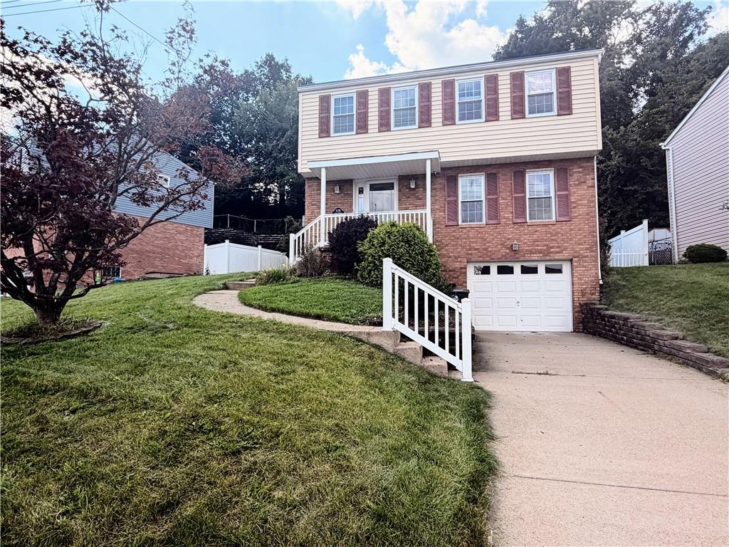 Janie Dr, Pittsburgh, PA 15227