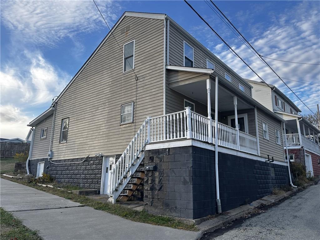 High St, Mount Pleasant, PA 15666