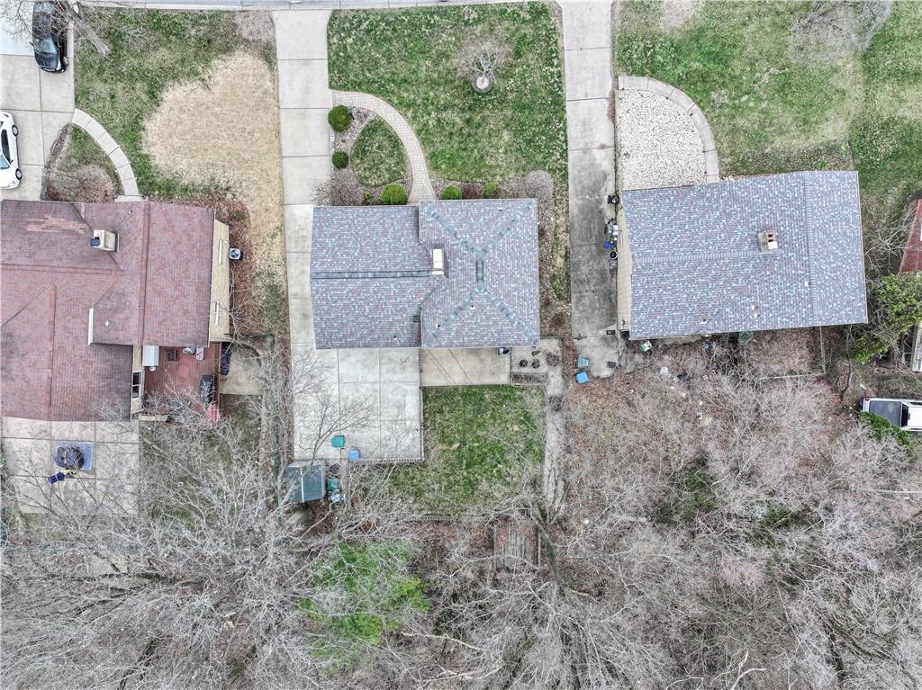 Oakridge Dr, Pittsburgh, PA 15227