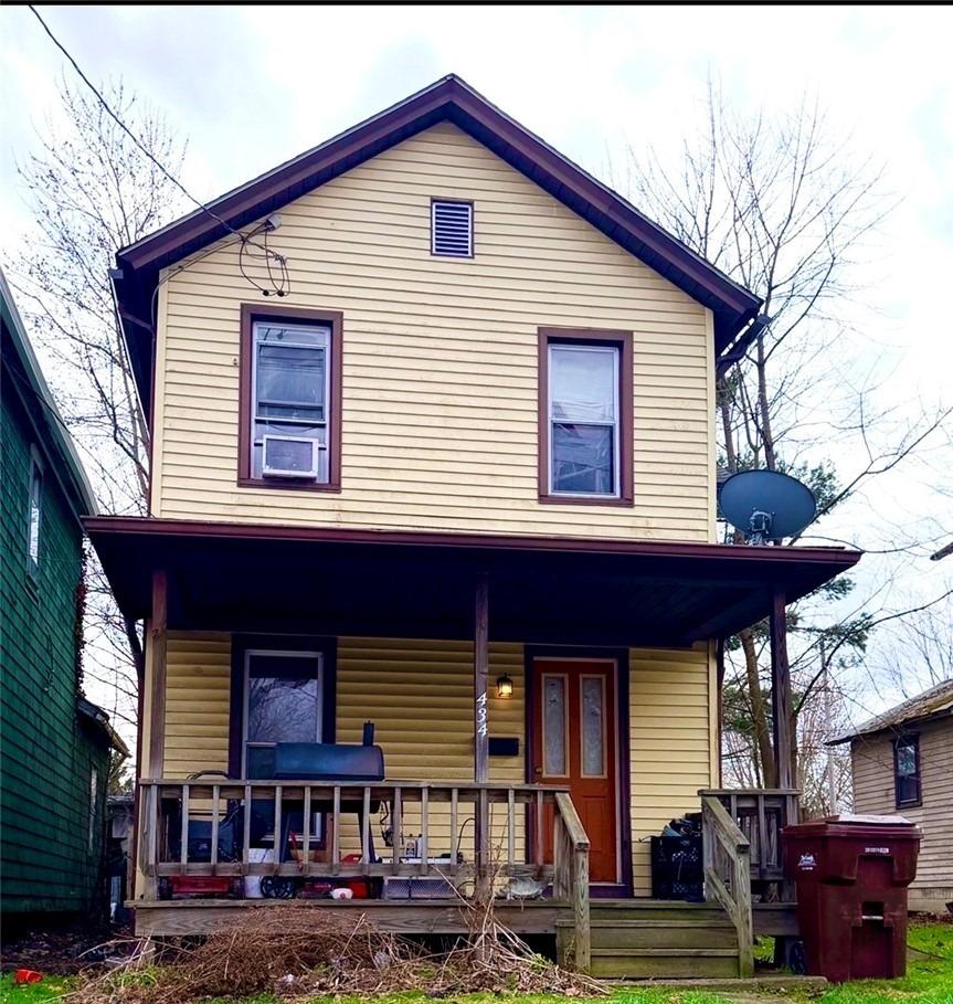 Prindle St, Sharon, PA 16146