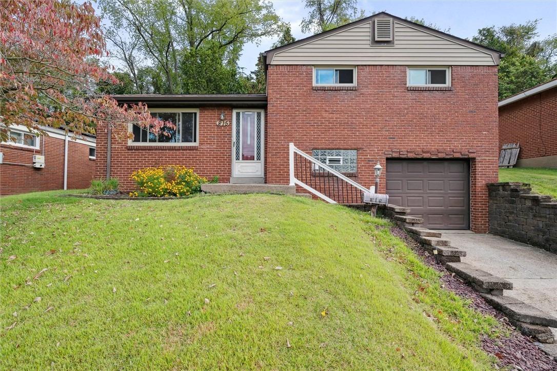 Londonderry Dr, Pittsburgh, PA 15234