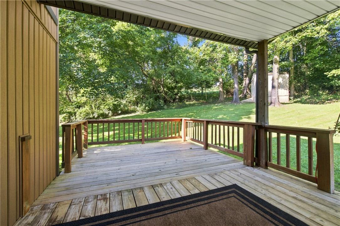 Freedom Dr N, Bridgeville, PA 15017