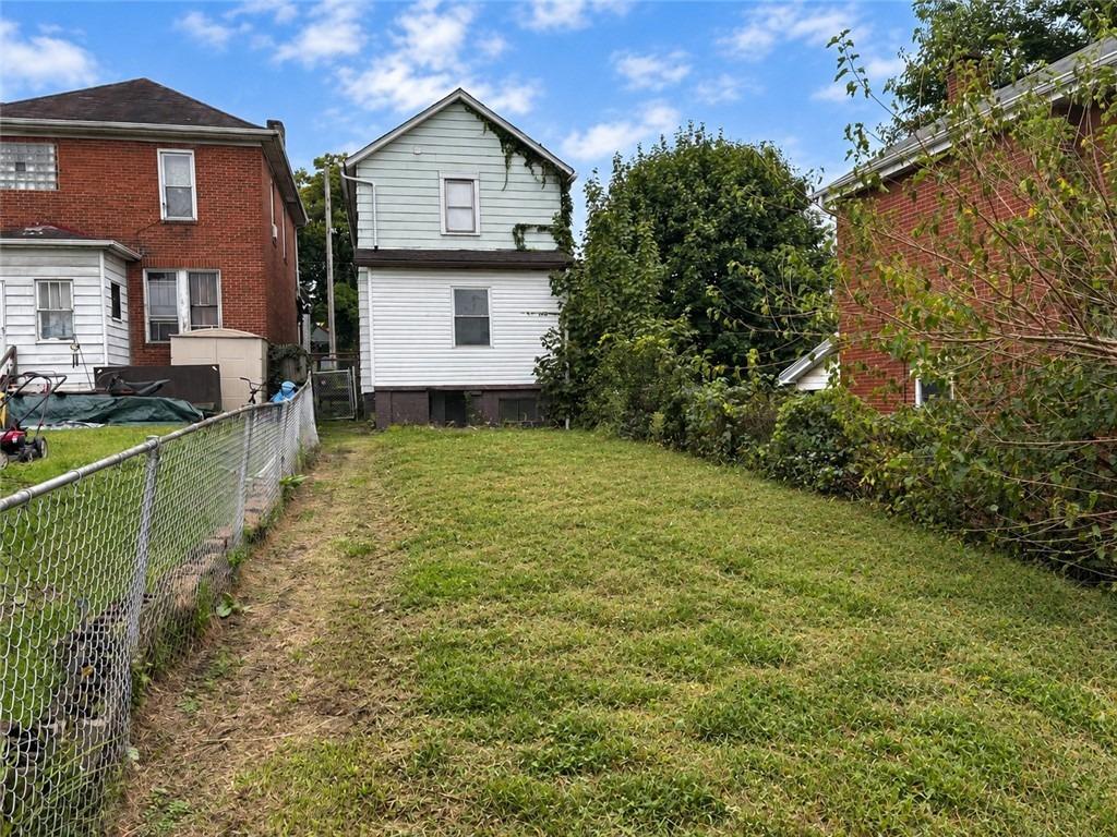 N 3rd St, Clairton, PA 15025