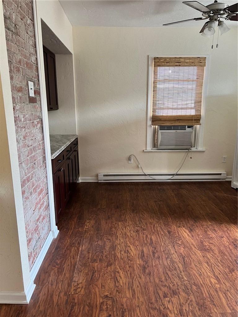 E Maiden St, Washington, PA 15301
