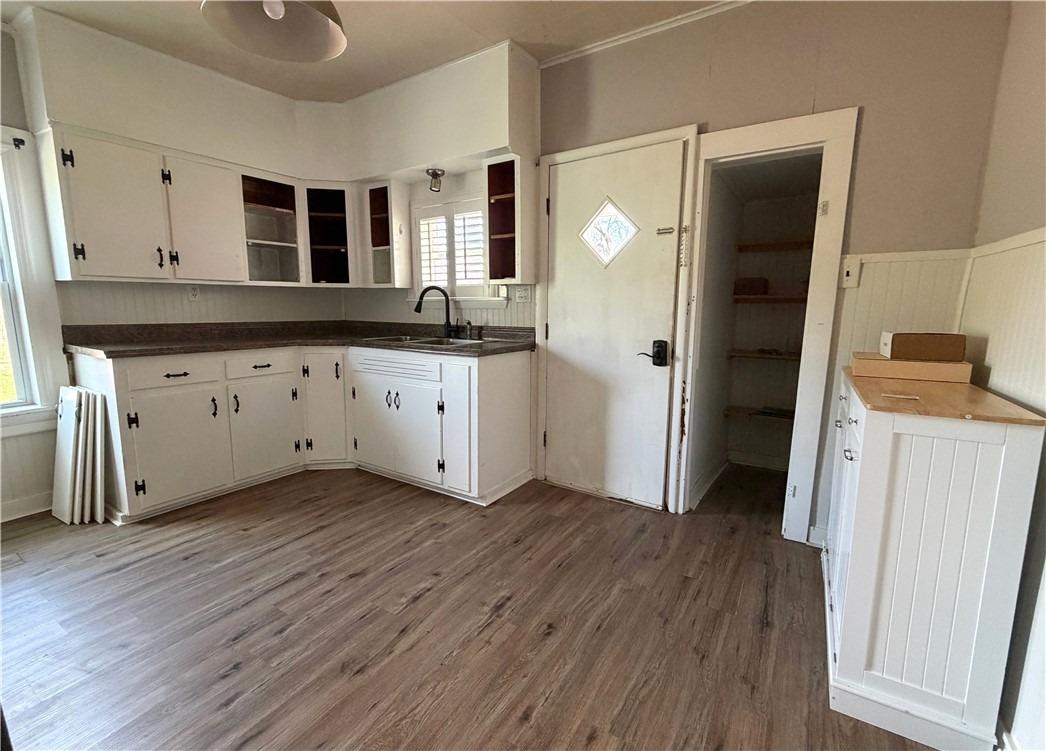 Elm St, Meadow Lands, PA 15347