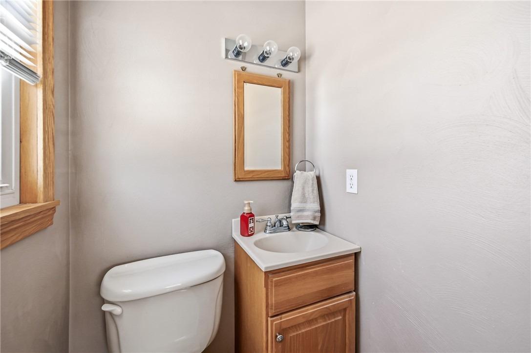 Greenfield Rd, Mercer, PA 16137