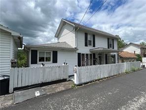 Walnut Ave, Dunbar, PA 15431