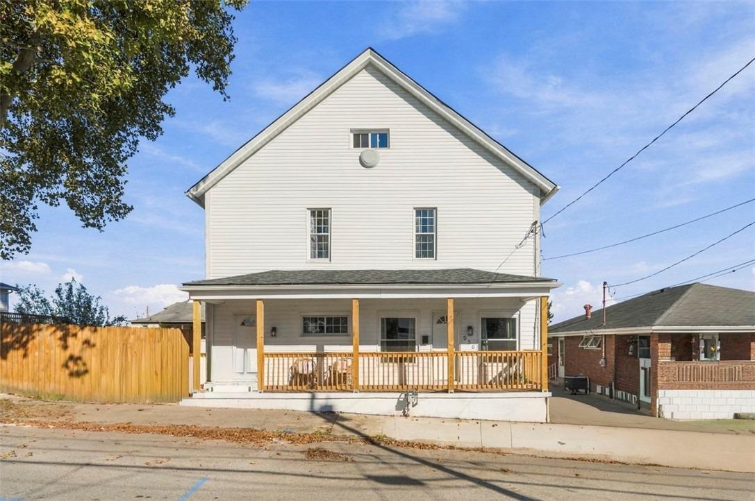 Castner Ave, Donora, PA 15033