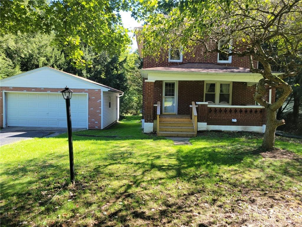 Parkdale Ave, Hermitage, PA 16148