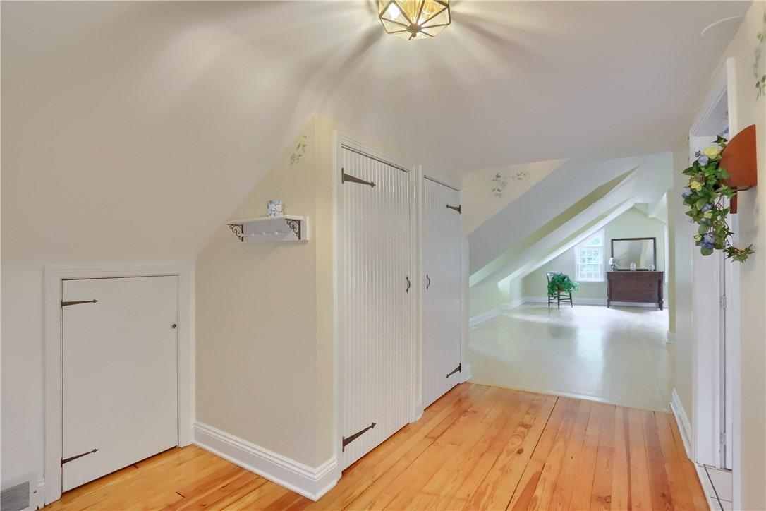 Hutchman Rd, Mars, PA 16046
