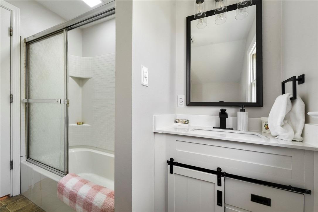 Mcroberts Rd, Pittsburgh, PA 15234