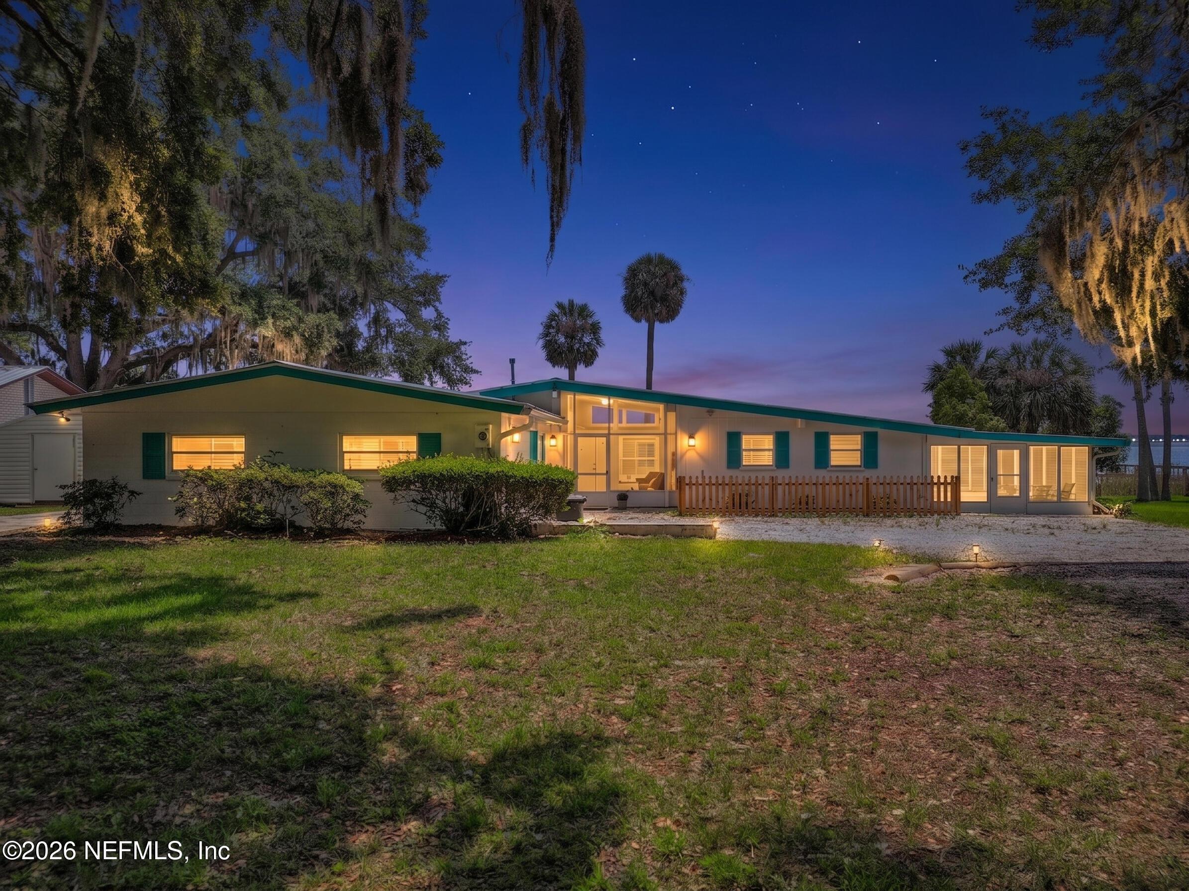 Pique Rd, Crescent City, FL 32112