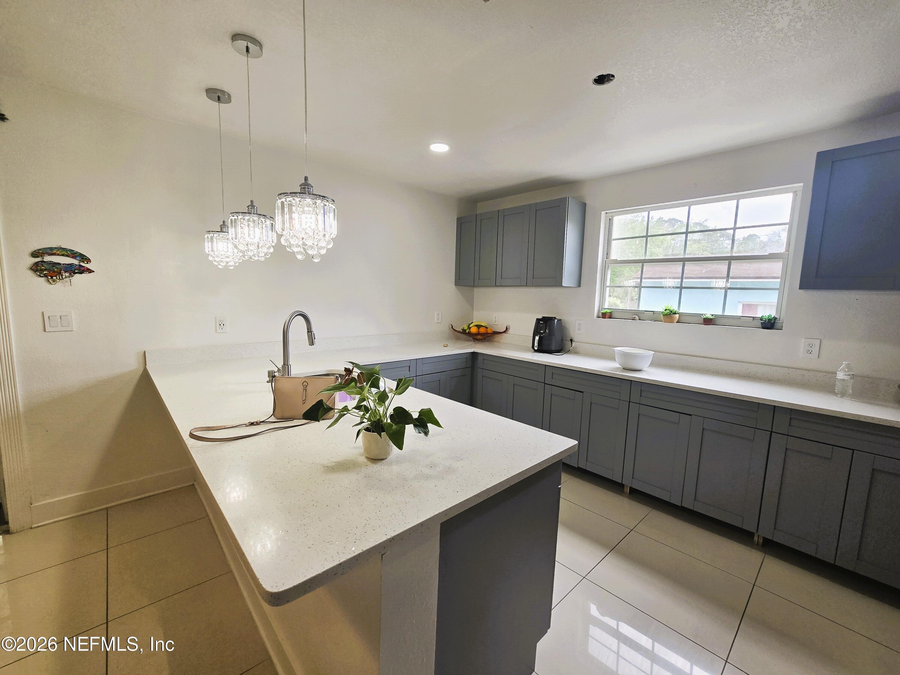 East Rd, Jacksonville, FL 32216