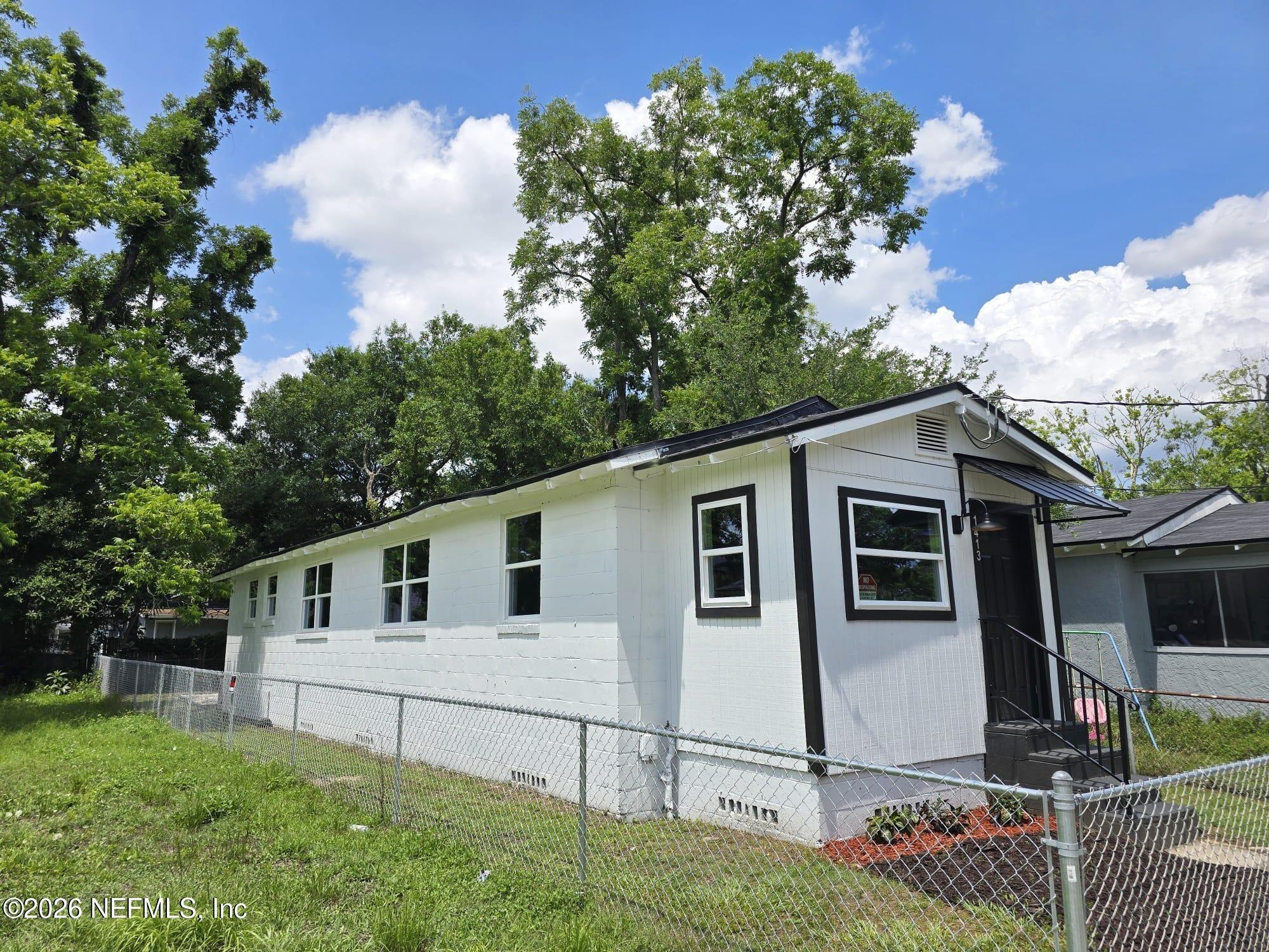 W 21st St, Jacksonville, FL 32209