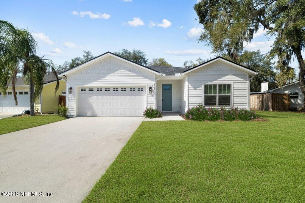 Hipps Rd, Jacksonville, FL 32222