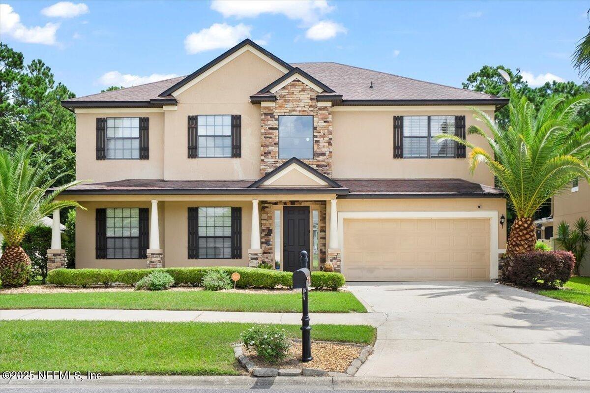 Victoria Lakes Dr E, Jacksonville, FL 32226