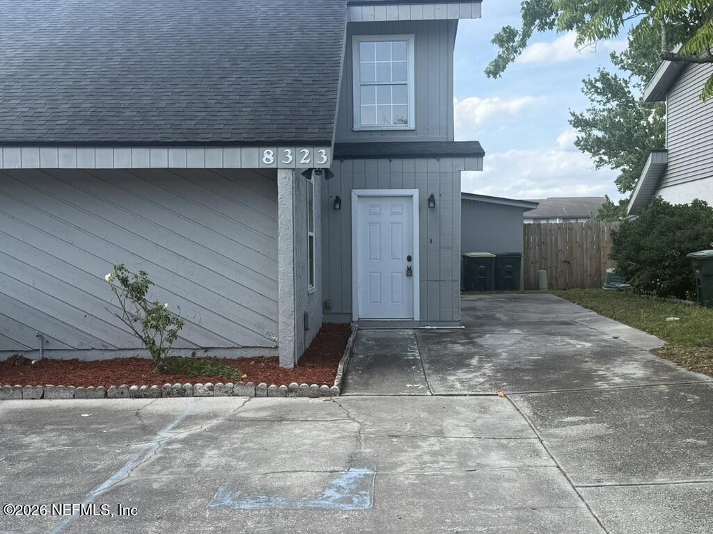 Century Point Dr N, Jacksonville, FL 32216