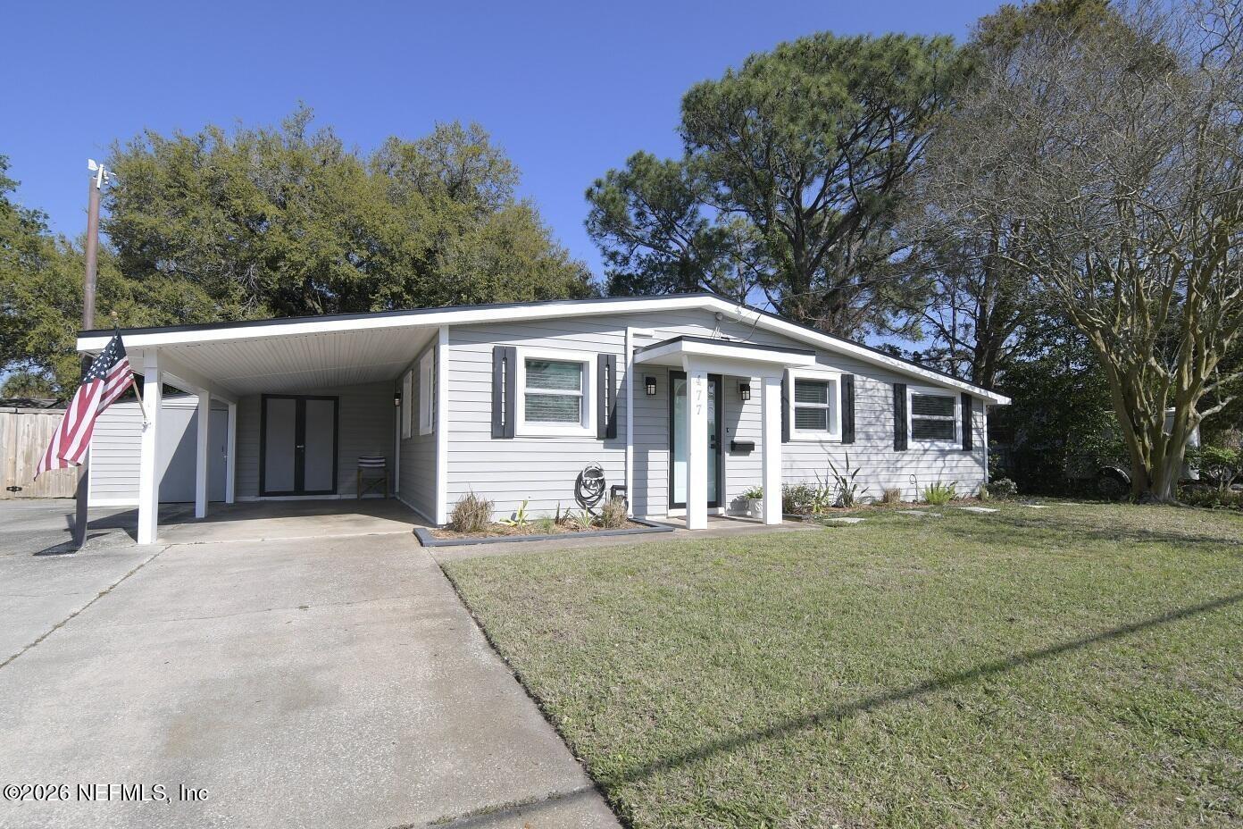 Sailfish Dr E, Atlantic Beach, FL 32233