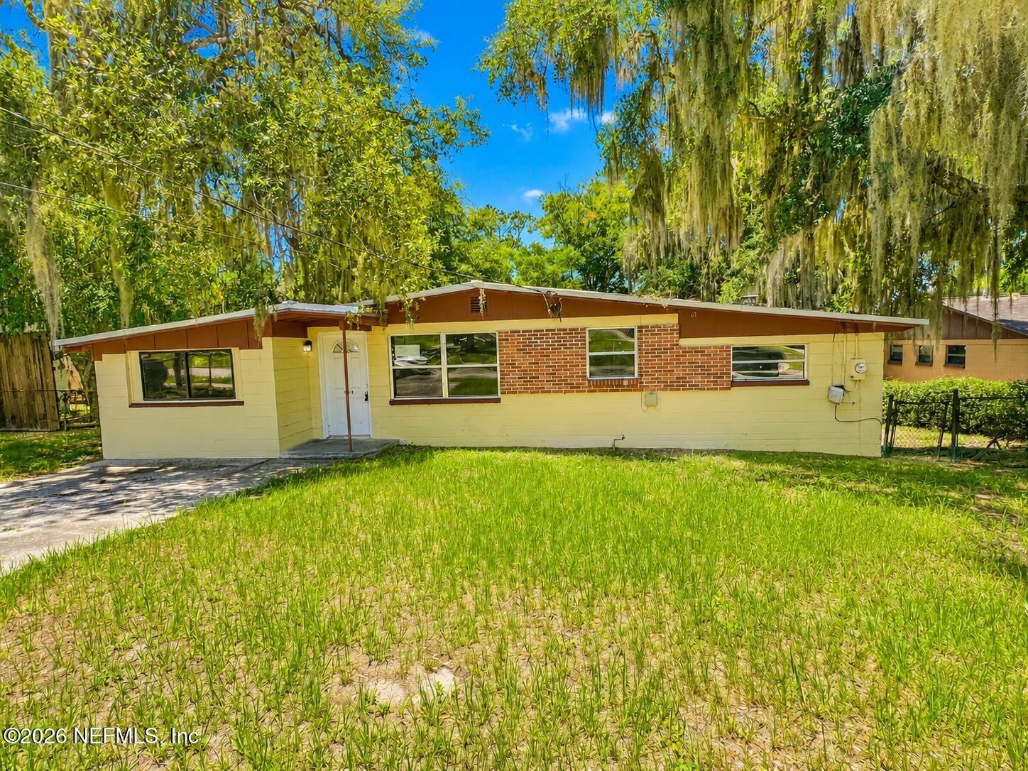 Venus Ln, Orange Park, FL 32073