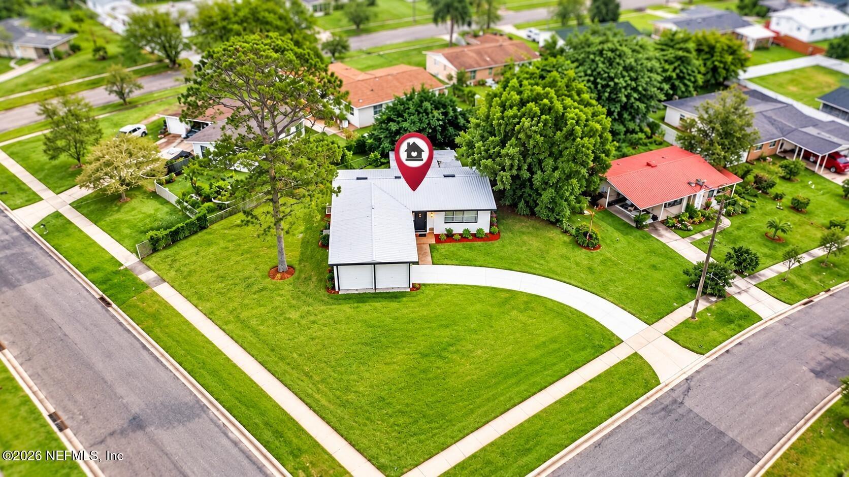 Contour Dr, Jacksonville, FL 32221