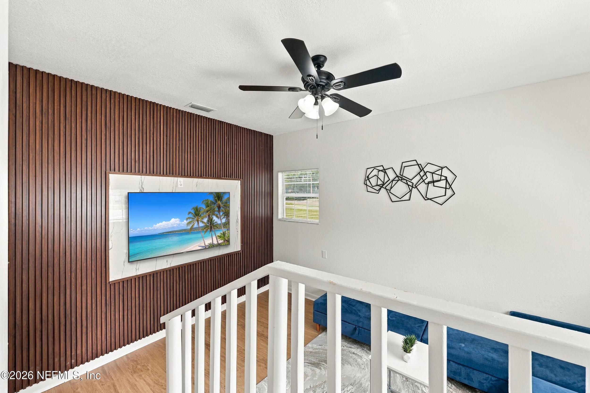 Dove Ln, Jacksonville, FL 32218
